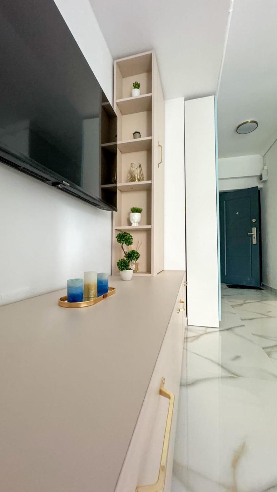 Erwins Studio Крайова Екстериор снимка